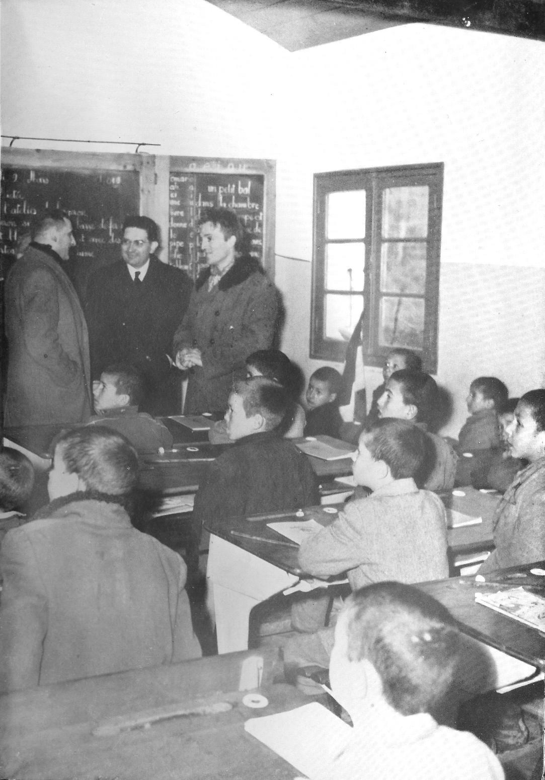 jacques soustelle in Algerian school, journal of wild culture ©2022